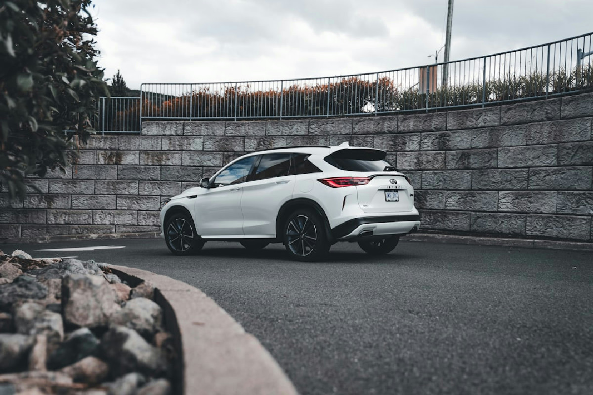 All’arrivo a Tirana noleggiare un’auto è la mossa vincente: quanto si risparmia davvero?